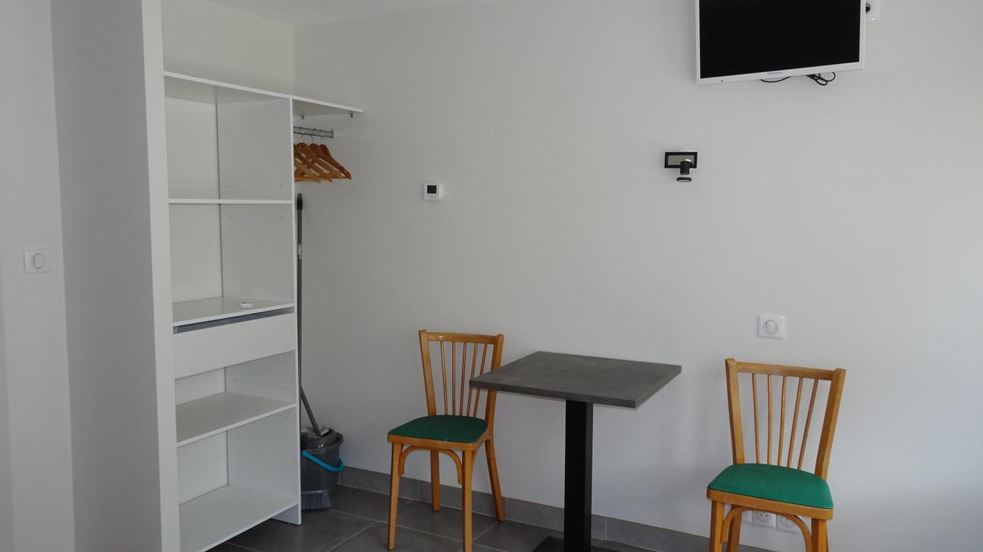Studio Gites Au Pont De La Gineze Barjac  Extérieur photo